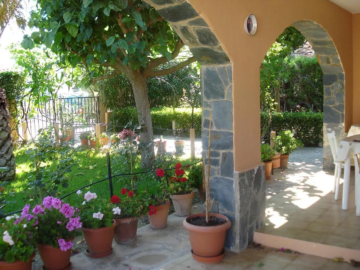 Villa Zaida Les Tres Cales 0*,